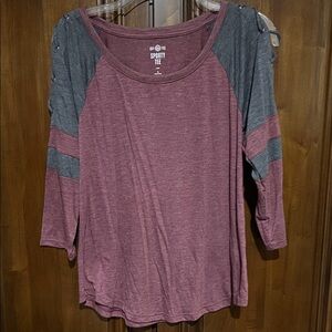SO Women's Burgundy and Gray Long Sleeve Top